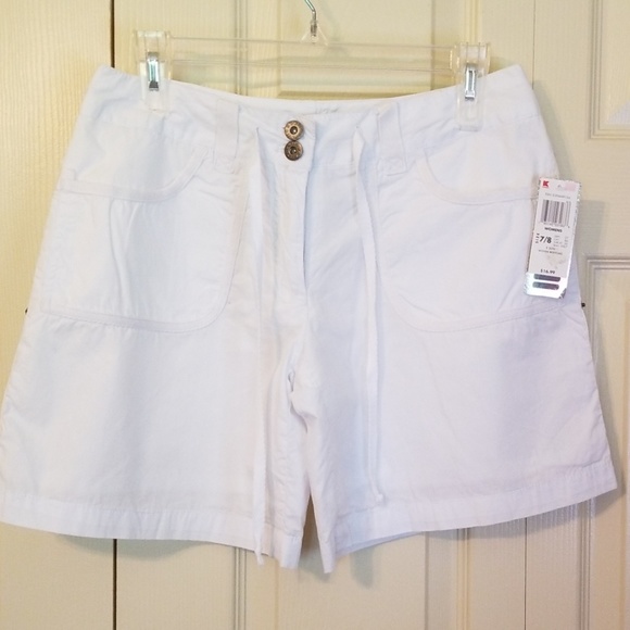 Cute shorts - Picture 1 of 6